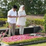 Erick Thohir Ziarah ke Makam Ayah, Tanda Gibran Cawapres Prabowo Cuma Prank?