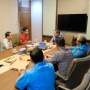 Disuguhkan Pizza Saat Temui Anis Matta dan Fahri Hamzah, Gibran Ketawa Kasih Emoji Hati