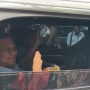 Pakai Kemeja Berwarna Pilpres 2019, Prabowo-Gibran Satu Mobil Bareng Menuju GBK