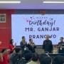 Dikasih Kejutan HUT ke-55 di Sekolah Partai PDIP, Senyum Ganjar Merekah