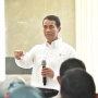 Mentan Andi Amran Berikan Gaji dan Tunjangannya ke Yatim Piatu