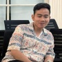 Reaksi Gibran Rakabuming Dicium Bapak-bapak Berkumis Untuk yang Kedua Kalinya Bikin Ngakak, Netizen: Emang Segemas Itu?