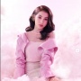 Instagram Sandrinna Michelle Digeruduk Netizen Usai Curhatan Ibunya Soal Cuci Otak Viral