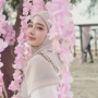 Detik-detik Inara Rusli Tolak Salami Pejabat Korea saat Terima Penghargaan Banjir Pujian