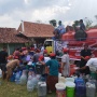 OMG Beri Bantuan 30.000 Liter Air Bersih di Grobogan