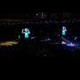 Pakai Topeng Alien, Coldplay Nyanyi Something Just Like This Pakai Bahasa Isyarat di GBK