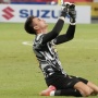 Kebobolan 5 Gol dari 4 Tembakan ke Gawang, Nadeo Argawinata Sedang Tak Baik-Baik Saja
