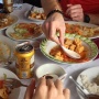 Sering Jadi Kontroversi, Bagaimana Harusnya Seorang Food Vlogger Bersikap?