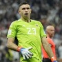 Juventus Masih Negosiasi dengan Aston Villa untuk Datangkan Emiliano Martinez