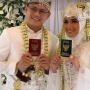 6 Foto Detik-detik Pernikahan Nadya Mustika dengan Iqbal Rosadi, Pengantin Terlihat Tegang di Hadapan Penghulu