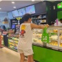 Punya Banyak Menu Menarik, Restoran Cepat Saji Ini Jadi Favorit Warga Lokal dan Turis di Bali