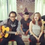 9 Potret Lawas Nathalie Holscher Ngeband, Satu Grup dengan Piyu Padi
