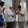 Kunjungi Ponpes Roudotul Ulum Pandegelang, Prabowo Dapat Dukungan Kyai Abuya Murtadho