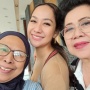 Harmonis, Ibu BCL, Ashraf Sinclair, dan Tiko Aryawardhana Akrab Foto Bareng