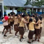 Cerdaskan Anak Bangsa Lewat Aksi Sosial Bangun Perpustakaan di SMP Wee Wella, NTT