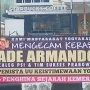 Spanduk Kecaman Warga Jogja untuk Ade Armando Terbentang di Megaria