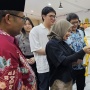 Coba Sablon Kaus di Yogyakarta, Siti Atikoh Ganjar Ngakak Dikasih Nilai Segini oleh Pekerja