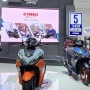 Yamaha Aerox 155 Series Warna Baru Jadi Sport Scooter Andalan Anak Muda karena Warnanya Seseru Mobil NASCAR