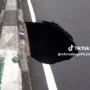 Malang Trending! Viral Penampakan Sinkhole di Jalan Bandung Kota Malang