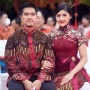 Temani Kaesang Blusukan ke Pasar, Wajah 'Polos' Erina Gudono Tetap Jadi Serbuan Warga