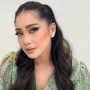 Bando Lebih Mahal dari Baju, Nagita Slavina Pernah Pakai Ikat Rambut Seharga Motor Bekas
