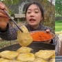 Mukbang Hahu Hoheng yang Lagi Viral di TikTok Berbahaya, Bisa Tingkatkan Risiko Kanker Kerongkongan?