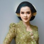 Cantiknya Bella Bonita Jalani Prosesi Jualan Dawet saat Mitoni: Vibes-nya Ningrat Banget!