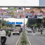Sudah Ada Larangan Tetap Dilanggar, Bawaslu Jakut Heran Masih Banyak Parpol dan Caleg Pasang APK di Jembatan
