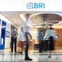 Datang Langsung ke Bank, Berapa Batas Penarikan Uang di Teller BRI?