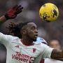 Manchester United Aktifkan Klausul Perpanjangan Kontrak Aaron Wan-Bissaka
