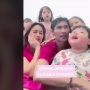 Live Bareng, Sikap Pinkan Mambo ke Anak Arya Khan Jadi Gunjingan: Kayak Cuek..