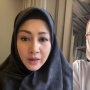 Cerita Awal Dugaan Selingkuh, Melly Goeslaw Disebut Hubungi Suami Masnawati untuk Pinjam Duit