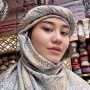 Tampil Tanpa Makeup, Wajah Polos Aaliyah Massaid saat Umrah Terlihat Cantik Natural