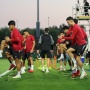 Ekspresi Kontras Timnas Indonesia vs Irak: Garuda Tegang, Lawan Cengar-cengir