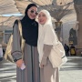 Ajak Ira Nandha Umrah, Shandy Purnamasari Pakai Tas Branded Ratusan Juta