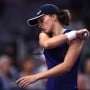 Australian Open 2024: Iga Swiatek Bangkit Atasi Danielle Collins untuk Maju Babak Ketiga