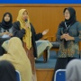 Pancing Kreativitas Mahasiswa: PBI UAD Sukses Adakan Seminar Series