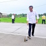 Diduga Mobil Kepresidenan Alami Ban Bocor, Jokowi Pilih Jalan Kaki