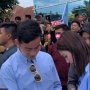Cara Selvi Ananda dan Gibran saat Buang Sampah Jadi Sorotan, Diletakkan di Saku Kantong