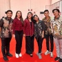 Pakai Batik Sambil Joget, Gaya Thariq Halilintar Dikritik Netizen Terlalu Tua: Auranya Ba'da Isya