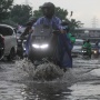 Banjir Hantui Jakarta Di Hari Pencoblosan, Tiga RT Sudah Terendam