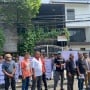 Dituding Provokator Isu Pemakzulan Jokowi, Kantor KontraS Digeruduk Puluhan Orang!