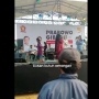 Momen Emak-emak Ambil Alih Panggung Prabowo Gibran Protes Belum Dijatah: Saya Butuh Bukti Bukan Janji!