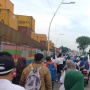 Stasiun Ancol Penuh, Pendukung Anies-Muhaimin Harus Rela Jalan Kaki 4 KM dari Tanjung Priok ke JIS