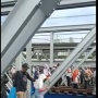 Viral Perjuangan Massa Hadiri Kampanye Akbar Anies-Muhaimin di JIS, Jembatan Kereta Api Dilibas