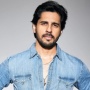5 Rekomendasi Film India Dibintangi Sidharth Malhotra, Terbaru Ada Yodha