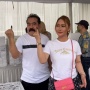 Video  Inul Daratista dan Adam Suseno Nyoblos di TPS Dekat Rumah, Kompak Pakai Putih