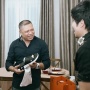 Harga Sandal Raul Lemos Pemberian Aurel dan Atta, Cukup untuk Membeli Motor Second