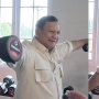 Prabowo Subianto Senyum Semringah Saat Angkat Barbel, Netizen: Beratnya Sama Kayak Utang Abah