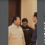 Luhut Binsar Pandjaitan Cubit Pipi Mayor Teddy, Reaksinya Jadi Sorotan: Gemes Amat!
